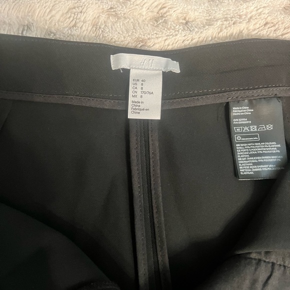 H &M High Waisted Trousers - Picture 3 of 3